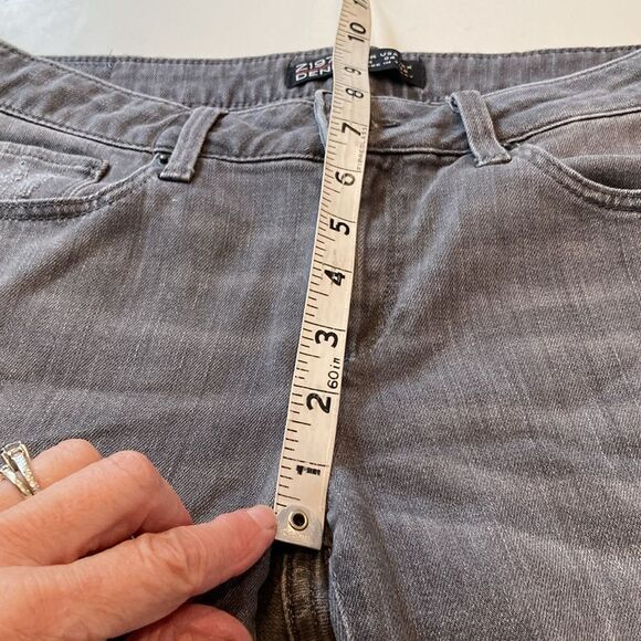 Zara Z1975 denim, gray distressed jeans size 4 - Picture 6 of 7